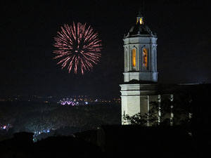 Fires de Sant Narc&iacute;s 2014. Castell de focs artificials