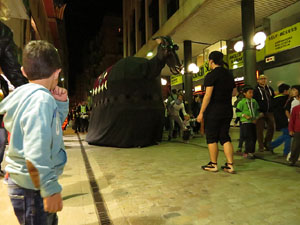 Fires de Girona 2014. Presentaci&oacute; de la Mula Baba amb la Girona Marxing Band