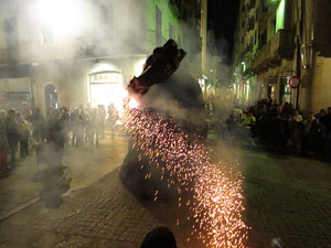 Fires de Girona 2014. Presentaci&oacute; de la Mula Baba amb la Girona Marxing Band