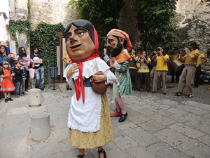 Fires 2014 a Girona. Passejada pel Barri Vell amb els capgrossos de Girona