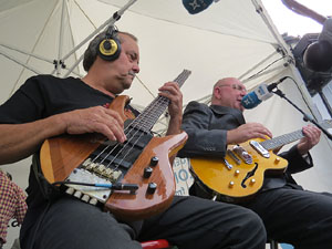 Fires de Sant Narc&iacute;s 2014. Actuaci&oacute; de Pexsom Blues