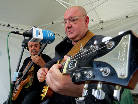 Fires de Girona 2014. Actuaci&oacute; de Pexsom Blues a la Rambla de la Llibertat