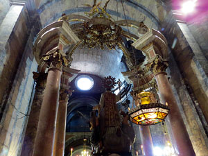 Fires de Girona 2014. L'ofici de Sant Narcís a la basílica de Sant Feliu