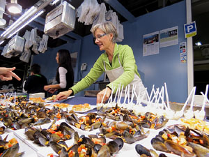 Girona10. Mercat del Lle&oacute;. Tastets gastron&ograve;mics