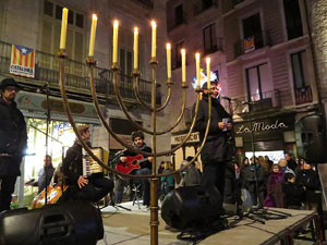 Nadal 2014 a Girona. Encesa de les llums de Hanukkà