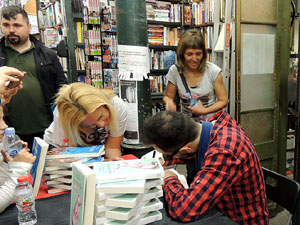 Sant Jordi 2015 a la Llibreria Geli. Signatures de llibres