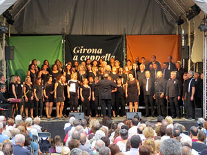 Festival A Capella 2015. Cor Gospel Girona a la plaça de la Independència