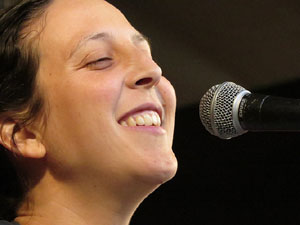 Festival A Capella 2015. Gospelians de Girona a la pla&ccedil;a de la Independ&egrave;ncia