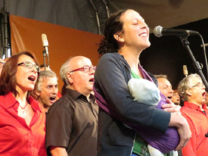 Festival A Capella 2015. Gospelians de Girona a la pla&ccedil;a de la Independ&egrave;ncia
