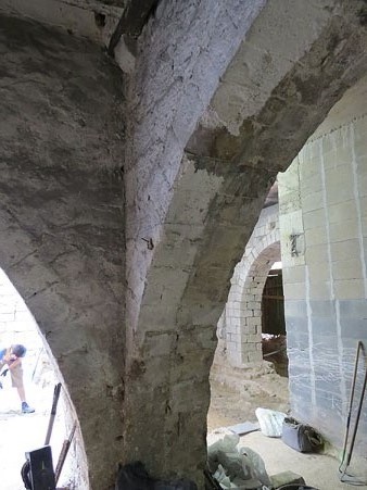 Arcades a l'&agrave;rea de les excavacions