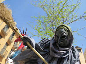 Festes de Primavera de Girona 2015. Cercavila amb el Tarlà