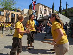 Festes de Primavera de Girona 2015. Cercavila amb el Tarl&agrave;