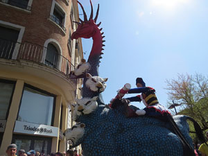 Festes de Primavera de Girona 2015. Cercavila amb el Tarl&agrave;