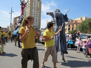 Festes de Primavera de Girona 2015. Cercavila amb el Tarl&agrave;