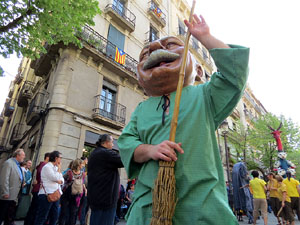 Festes de Primavera de Girona 2015. Cercavila amb el Tarl&agrave;