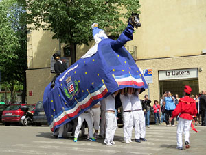 Festes de Primavera de Girona 2015. Presentaci&oacute; de la Mula Baba