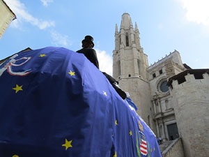 Festes de Primavera de Girona 2015. Presentaci&oacute; de la Mula Baba