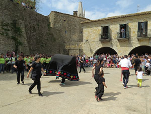 Festes de Primavera de Girona 2015. Presentaci&oacute; de la Mula Baba