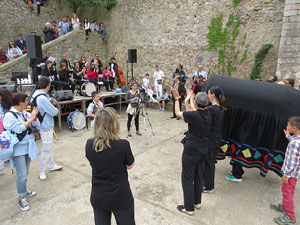 Festes de Primavera de Girona 2015. Presentaci&oacute; de la Mula Baba