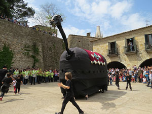 Festes de Primavera de Girona 2015. Presentaci&oacute; de la Mula Baba