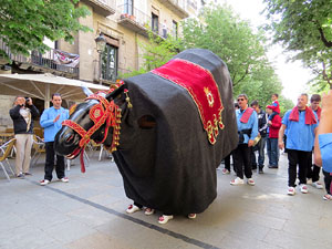 Festes de Primavera de Girona 2015. Presentaci&oacute; de la Mula Baba