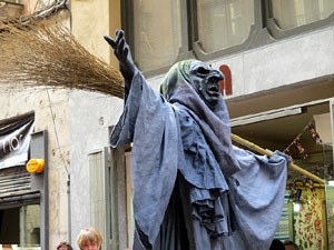 Festes de Primavera de Girona 2015. Penjada del Tarlà