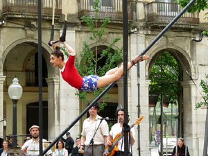 Festes de Primavera de Girona 2015. Espectacle Violeta