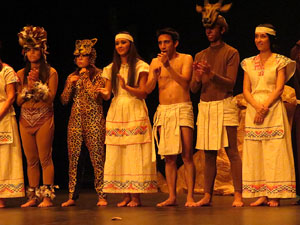 FITAG 2015. Espectacle Maz&aacute;tzin, el hombre venado, de la Cia. Centro Cultural Jalil Gibran, M&egrave;xic, i el Col&middot;lectiu Actoral de Girona
