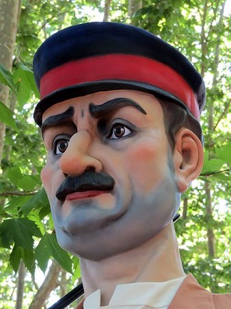 Detall del gegant Benet, el burot