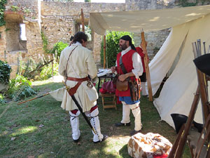 Girona resisteix! Jornades de recreaci&oacute; hist&ograve;rica de la Guerra de Successi&oacute;. El campament borb&ograve;nic