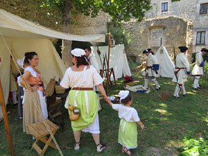 Girona resisteix! Jornades de recreaci&oacute; hist&ograve;rica de la Guerra de Successi&oacute;. El campament borb&ograve;nic