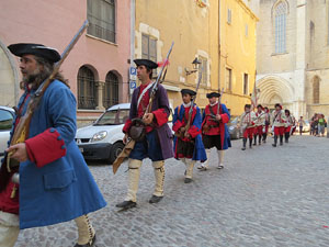 Girona resisteix! Jornades de recreaci&oacute; hist&ograve;rica de la Guerra de Successi&oacute;. Combat a la bretxa de la muralla