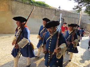 Girona resisteix! Jornades de recreaci&oacute; hist&ograve;rica de la Guerra de Successi&oacute;. Combat a la bretxa de la muralla