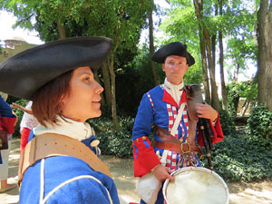 Girona resisteix! Jornades de recreaci&oacute; hist&ograve;rica de la Guerra de Successi&oacute;. Trobada i inici de la desfilada