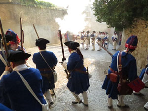 Girona resisteix! Jornades de recreaci&oacute; hist&ograve;rica de la Guerra de Successi&oacute;. Combat als Jardins dels Alemanys