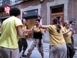 Sant Jordi 2015. Cercavila amb el Beatusaure