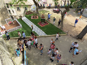 Temps de Flors 2015. El Passeig Arqueol&ograve;gic