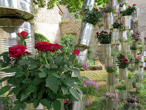 Temps de Flors 2015. Capella de Sant Crist&ograve;fol i Jardins de la Francesa