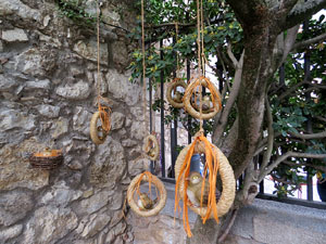 Temps de Flors 2015. Capella de Sant Crist&ograve;fol i Jardins de la Francesa