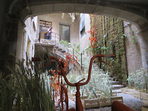 Temps de Flors 2015. Carrer de la For&ccedil;a. Patis, espais, carrerons