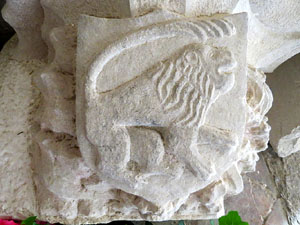 Temps de Flors 2015. Claustre del monestir de Sant Daniel