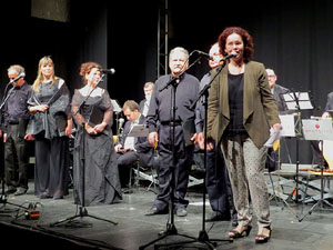 Temps de Flors 2015. Estrena de la sardana Temps de Flors d'Eduard Font Coll