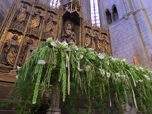 Temps de Flors 2015. L'esgl&eacute;sia de Sant Feliu