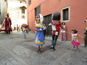 Und&agrave;rius, festival d'estiu de Girona de cultura popular i tradicional. Cercavila de Fal&middot;lera Gironina
