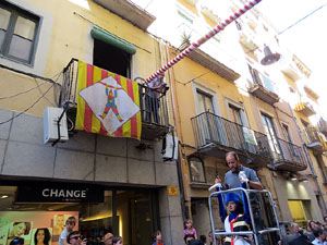 Festes de Primavera de Girona 2016. Penjada del Tarl&agrave;