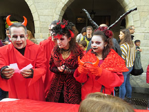 Festival de Llucifers i Satanassos. Celebraci&oacute; de 35 anys de Pastorets a Girona