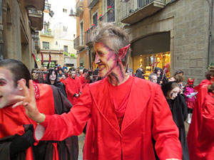 Festival de Llucifers i Satanassos. Celebraci&oacute; de 35 anys de Pastorets a Girona
