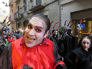 Festival de Llucifers i Satanassos. Celebraci&oacute; de 35 anys de Pastorets a Girona