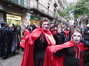 Festival de Llucifers i Satanassos. Celebraci&oacute; de 35 anys de Pastorets a Girona