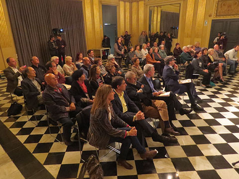 Commemoració de la mort de Xavier Cugat al Saló de Descans del Teatre Municipal de Girona